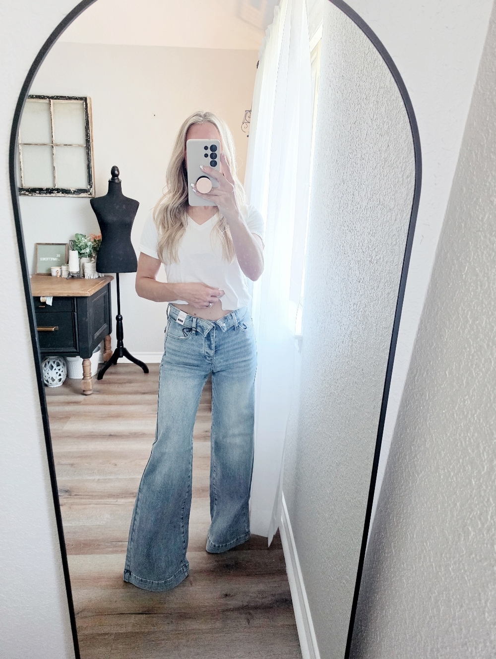 Judy Blue MR Light Wash Retro Wide Leg Jeans Button Fold Over Waist Various NEW - Picture 2 of 16